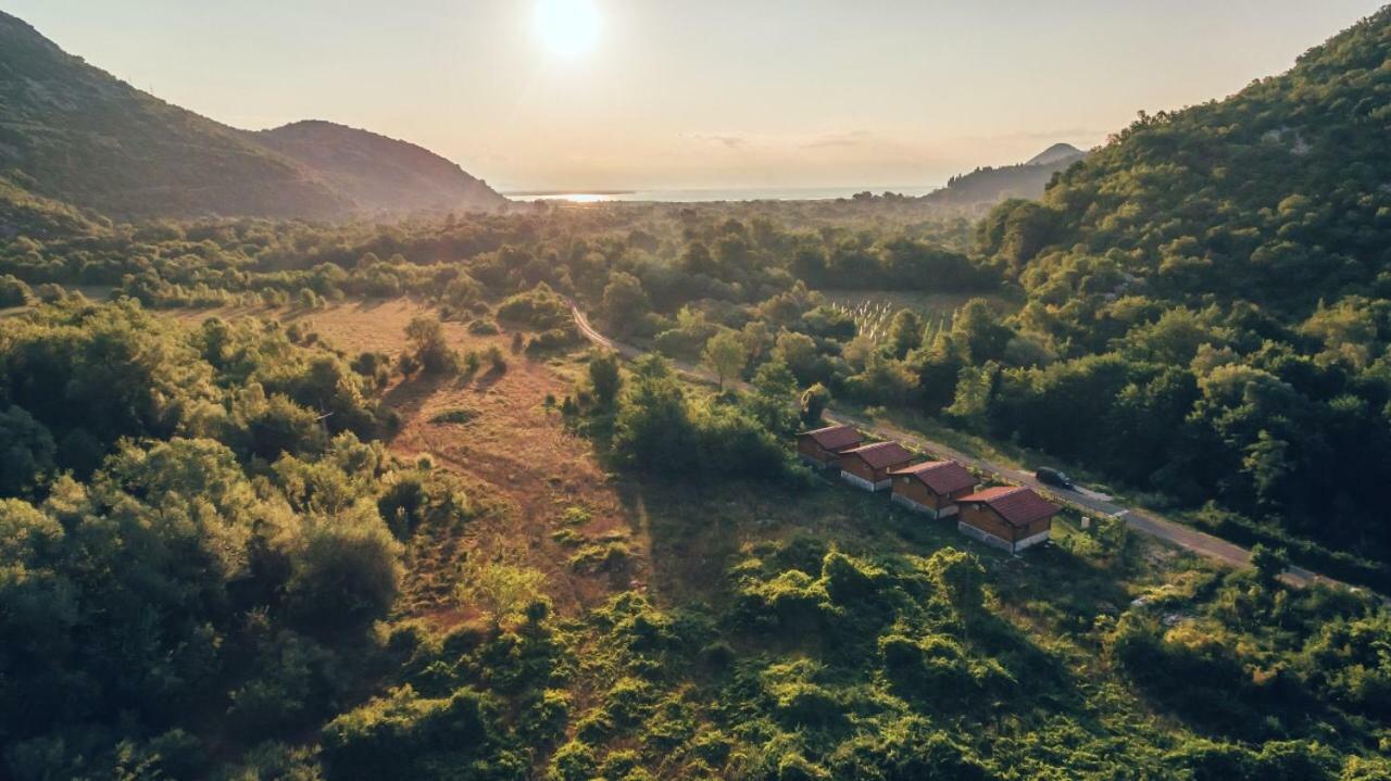 Orahovo Cottages Virpazar Exterior foto
